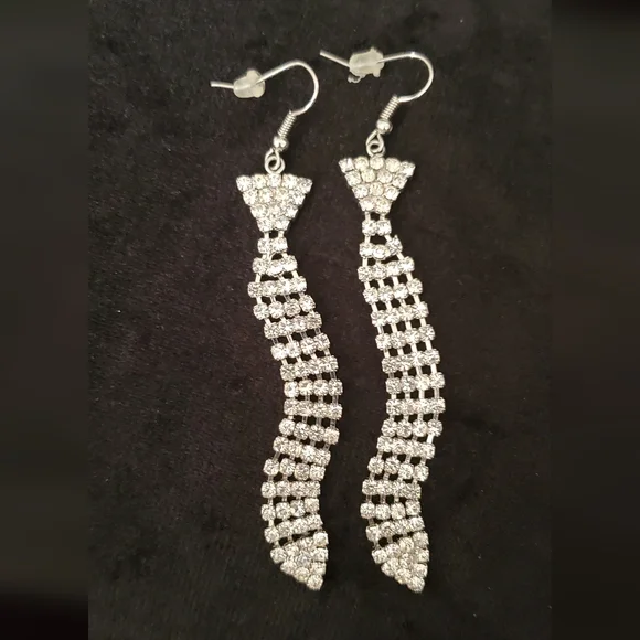 Earrings Necktie Rhinestone VINTAGE 1950s Rhinestone Drop Earrings - Picture 5 of 5